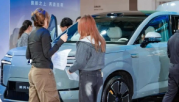 中國(guó)“大型SUV”年度總冠軍：?jiǎn)慰钴?chē)型，年銷(xiāo)量成功沖破15萬(wàn)臺(tái)