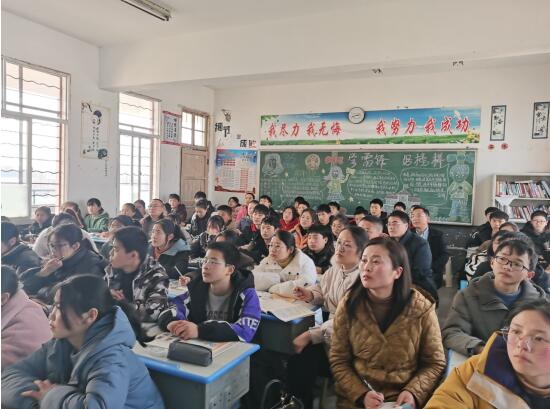 立足課堂推課改 聚焦質(zhì)量謀發(fā)展——濱海縣界牌中學(xué)開(kāi)展校際交流活動(dòng)側(cè)記
