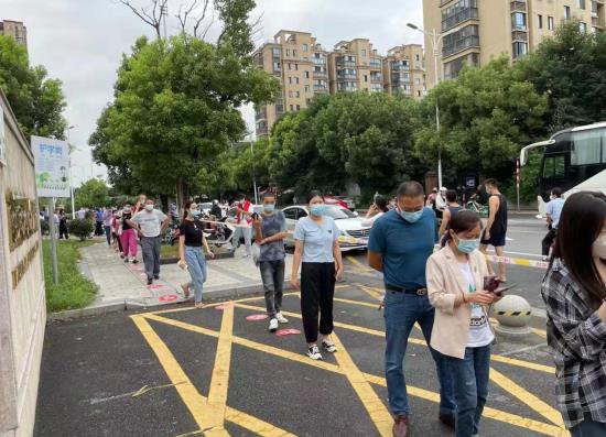 秣陵街道長山社區(qū)：團結(jié)一心，奮戰(zhàn)疫情