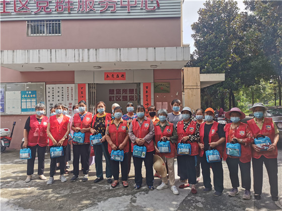 無(wú)私為分類(lèi) 志愿最光榮——馨康苑社區(qū)做好垃圾分類(lèi)，助力疫情防控